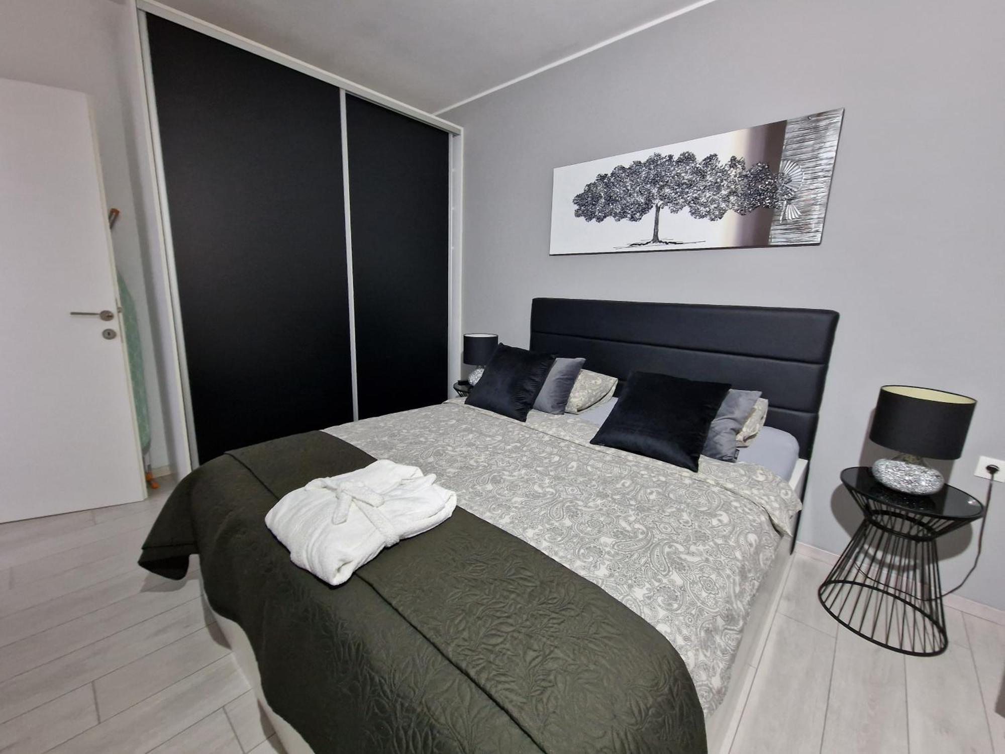 Apartments Slavica Sibenik Ngoại thất bức ảnh